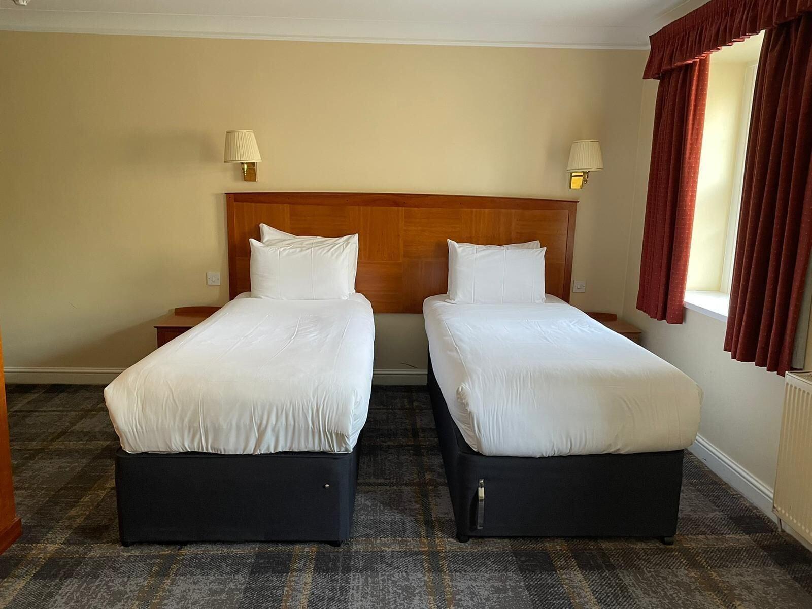 Hotel Arnos Manor 3*