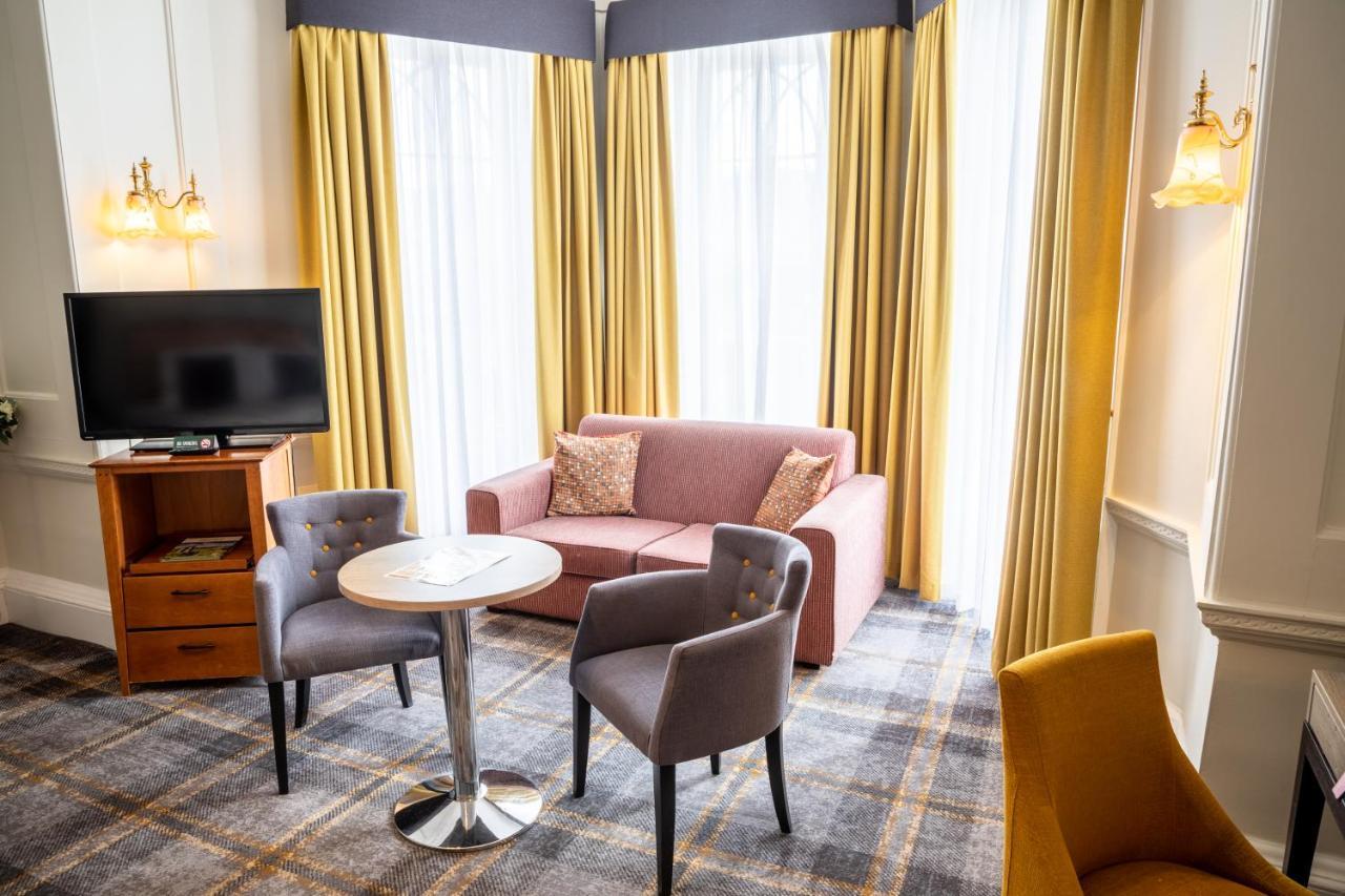 Hotel Arnos Manor 3*