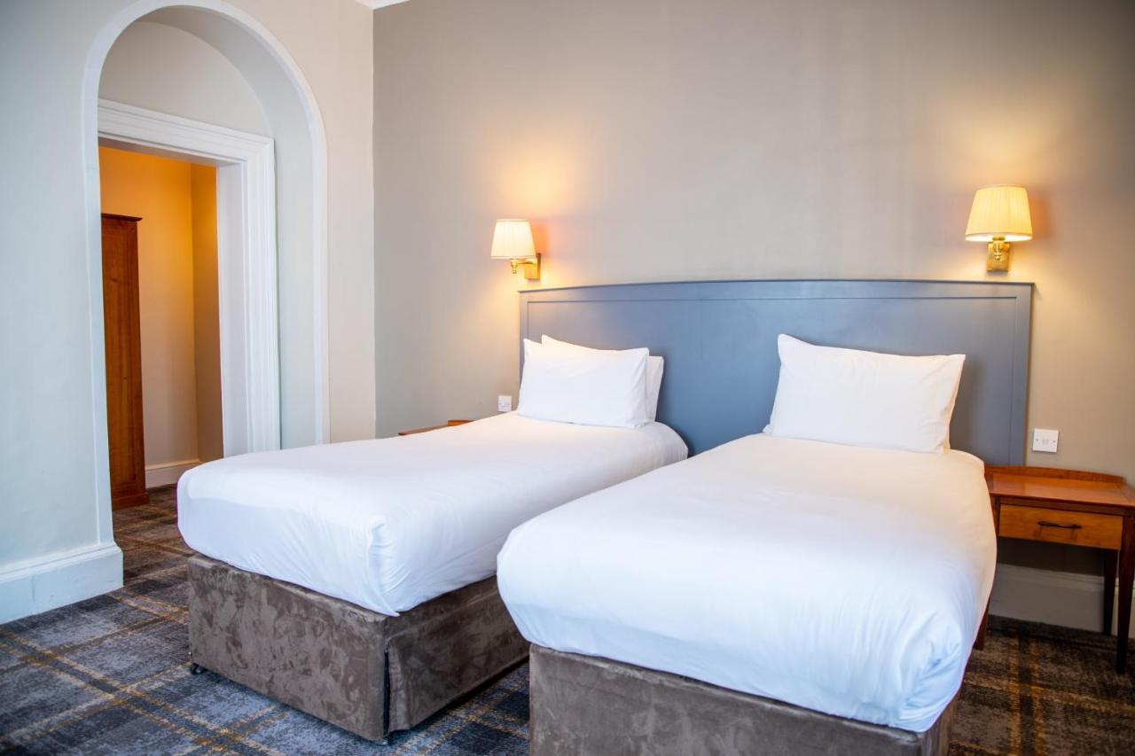 Arnos Manor 3* Bristol