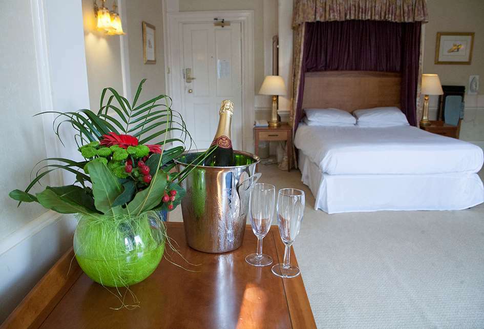 Arnos Manor Hotel